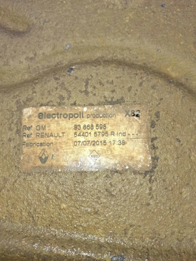 Opel vivaro 2016 93868598 передние балки