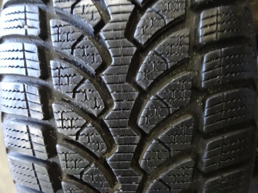 Шина 225/50R17 BRIDGESTONE BLIZZAK LM32