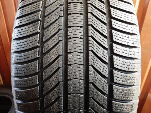 Б/У ЗИМА Гума 325/40R22 CONTINENTAL WINTER CONTACT TS870P P2262