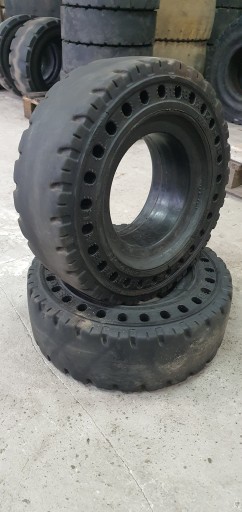 Jsjqi1100022 - Повна шина 18x7-8 (180/70-8) std Solideal