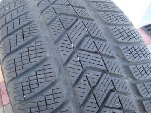 Зимова гума 255/45/20 PIRELLI SCORPION 6.5mm 2022 р.