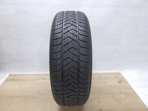 Зимняя шина Pirelli Scorpion Winter 215/65/17