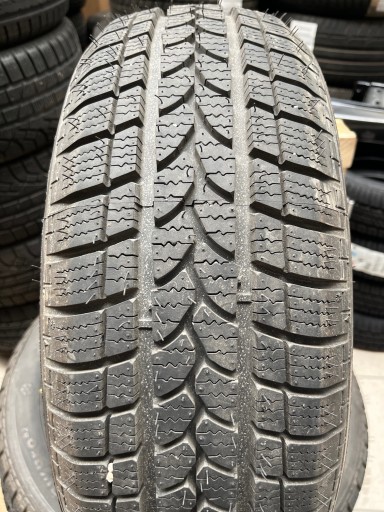 Зимняя шина Snowpro b2 205/60 R16 92H Kormoran DOT 2714 B~+5мм