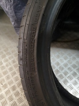 Шины 225/40r18 Dunlop 2 шт.