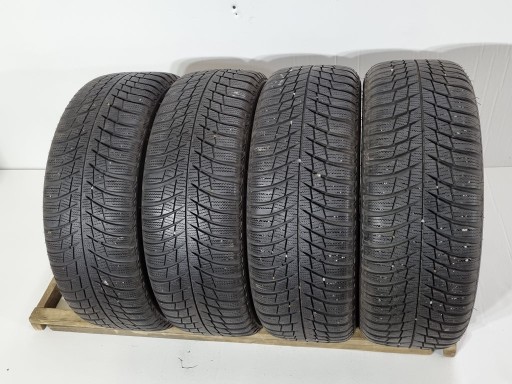 K2807 Комплект зимової резини Bridgestone 205/55R16