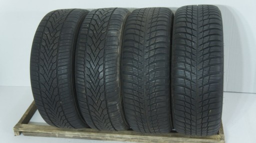 K5805 Комплект зимової резини Bridgestone 205/55R16