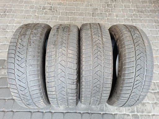 Шини Pirelli Sottozero 3 - 225/60/18 - RSC