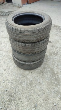 Летняя резина 215/60 R17.