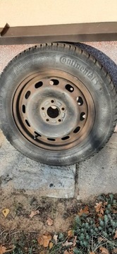 Зимняя резина 195/65 R15.