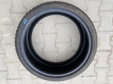 Зимняя резина 235/35 R19 91W XL Hankook Winter Icept Evo3 W330
