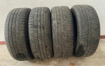 Зимова резина Toyo Snowprox 225/17/r60