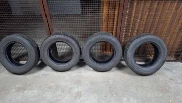 Зимние шины Uniroyal 215/65 R16 98H 4 шт.