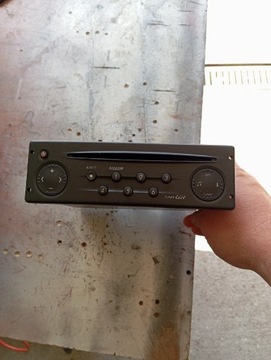 Оригінальна магнітола Renault