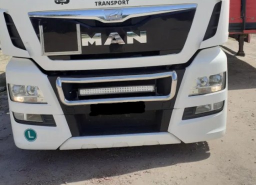 Патрубок нижній для решітки MAN Euro 6 / Euro 5