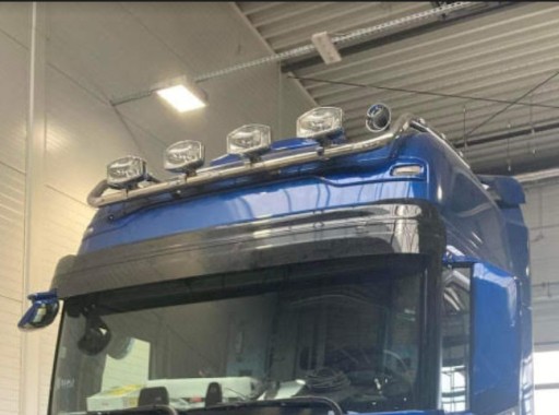 Верхня окантовка Ford F-max (велика)