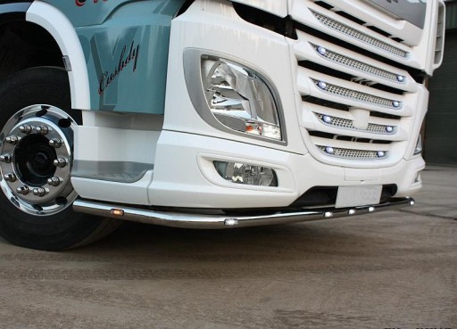 Пайпинг на бампер Daf XF 106 Евро 6