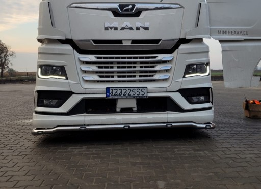 Бампер на MAN TGX з 2021р