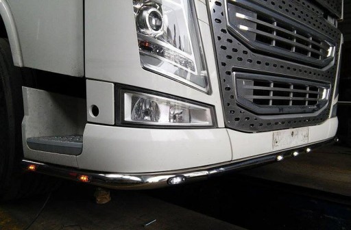 Обтяжка бампера Volvo FH4