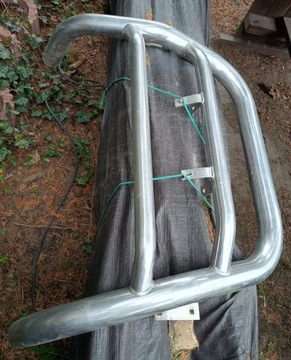 Передня окантовка Land Rover