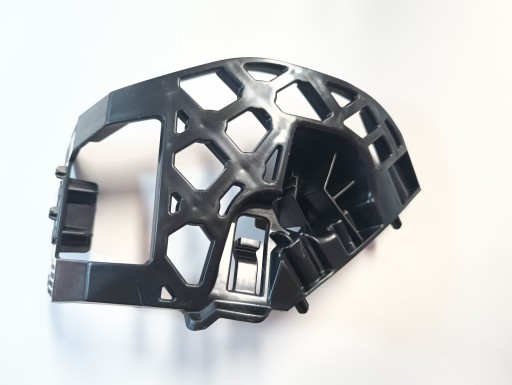 51117420883 - Оригинальная направляющая бампера передняя левая верхняя 8 серии g14 g15