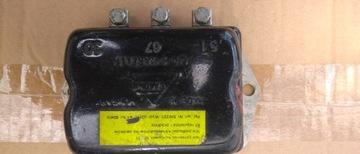 Оригінальний угорський стабілізатор напруги для генератора Fiat 126p