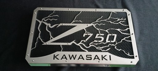 Крышка радиатора Kawasaki Z750 04-06