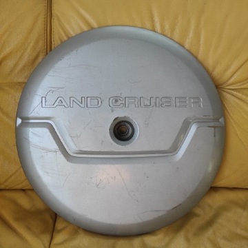 Кожух на колесо TOYOTA LAND CRUISER 64771-60310