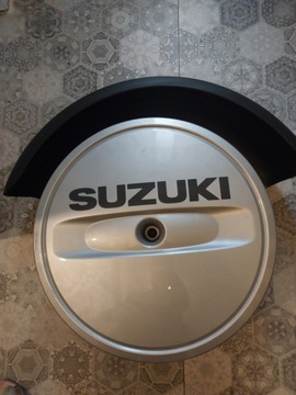 Чехол на запасное колесо Сузуки.