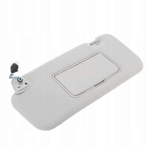 Солнцезащитный козырек слева от водителя