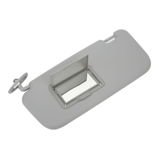 Солнцезащитный козырек внутри чехла автомобиля