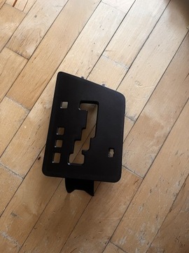 Крышка коробки передач Dodge Challenger 2009-2014 гг.