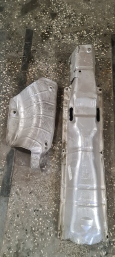 Тепловий щит Astra H GTC вихлопної повний комплект маленький 13177879 і великий 13119709