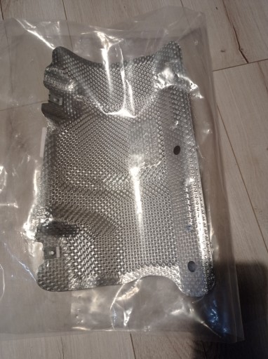 680 26 - Теплозахисний екран UKL вихлоп PR Mercedes SL 232 AMG