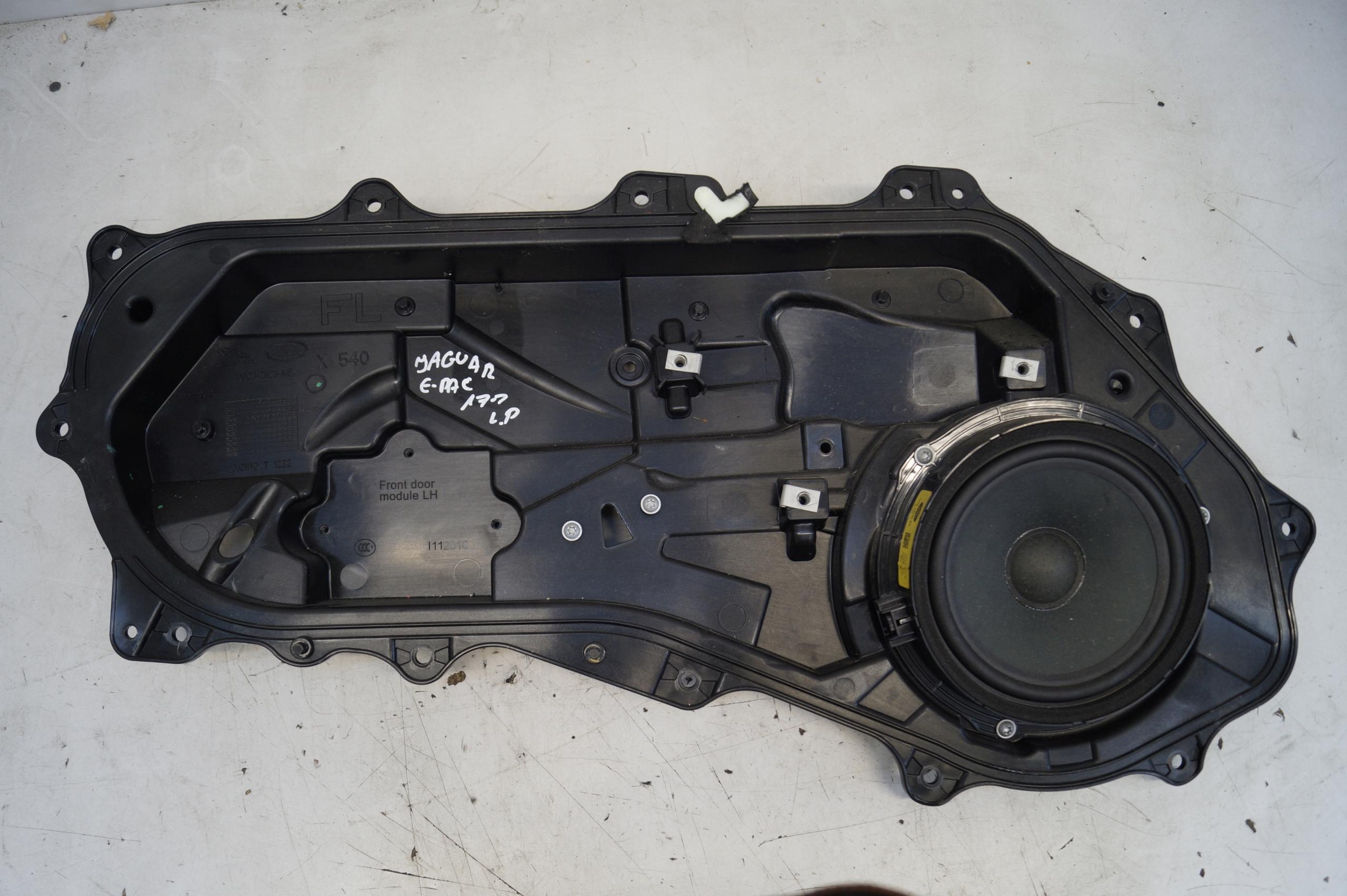 J9C3-21123 JJ32-18808-BA - Накладка звукоизоляция двери левая передняя Jaguar E-Pace