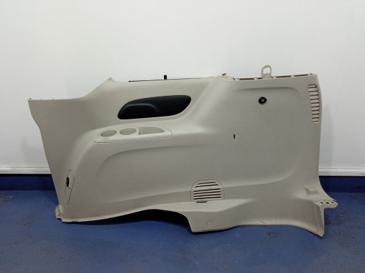 PACIFICA II 16-ОББИВКА БАГАЖНИКА ПРАВИЙ БЕКОН 5SC26PD2AG