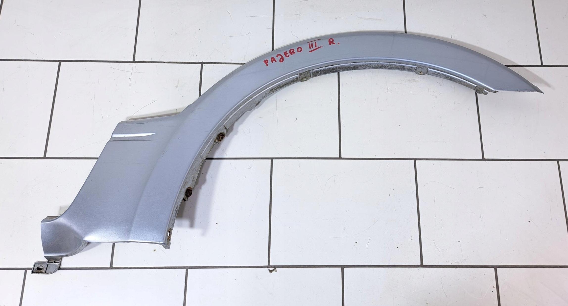 Pajero III крило праве переднє праве A19