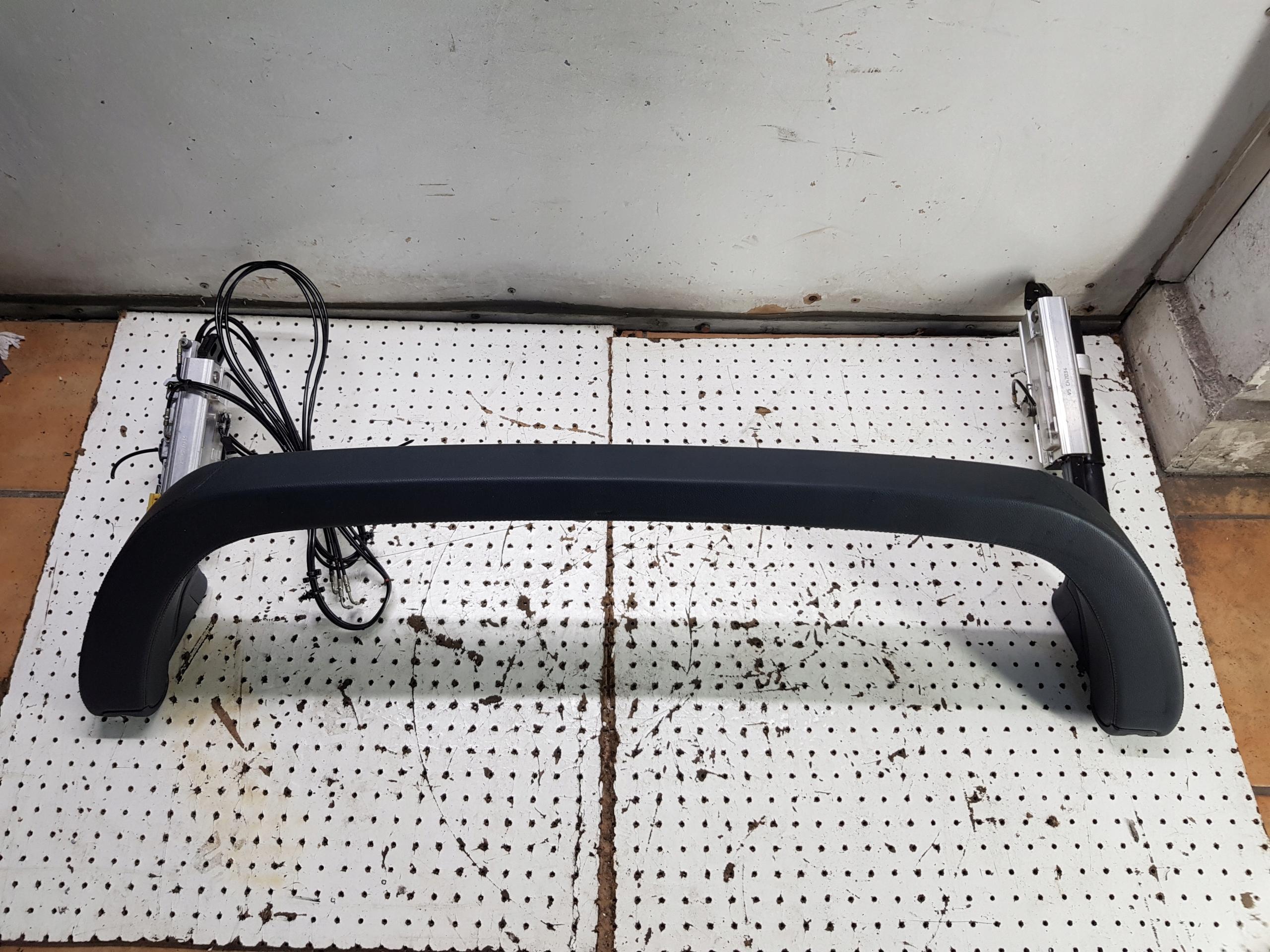 Оголовье крыши безопасности MERCEDES SL R230