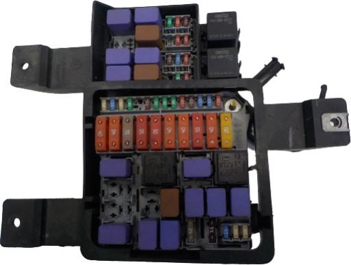 ПАНЕЛЬ БЛОКУ ЗАПОБІЖНИКІВ FERRARI CALIFORNIA