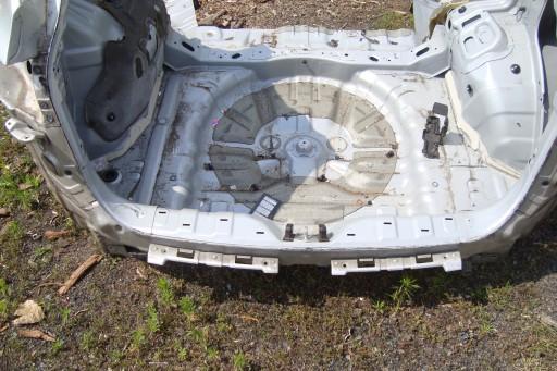 ЗАДНЯЯ НАПОЛЬНАЯ ВАННА HYUNDAI IX35 09-15 ПОЗНАНЬ