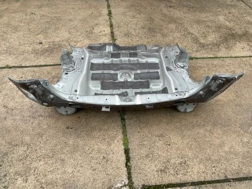 ЗАДНИЙ РЕМЕНЬ ПЕРЕМИЧКА ВАННИ MITSUBISHI ASX 10-21