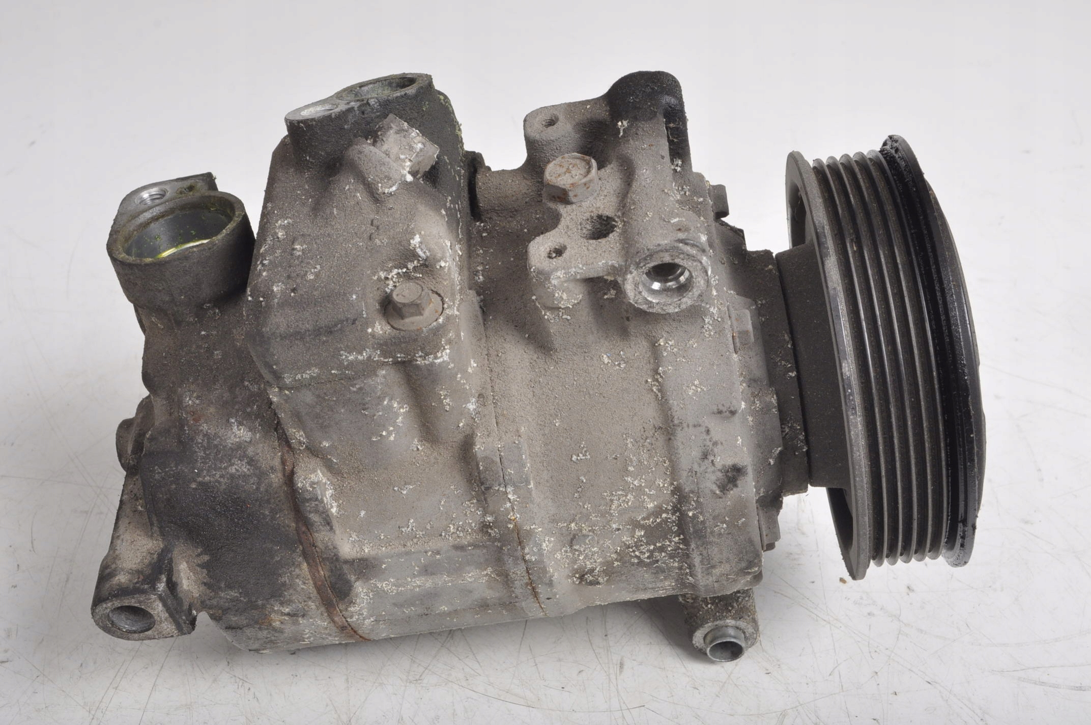 PASSAT B6 2.0 b компресор кондиціонера 1k0820808a