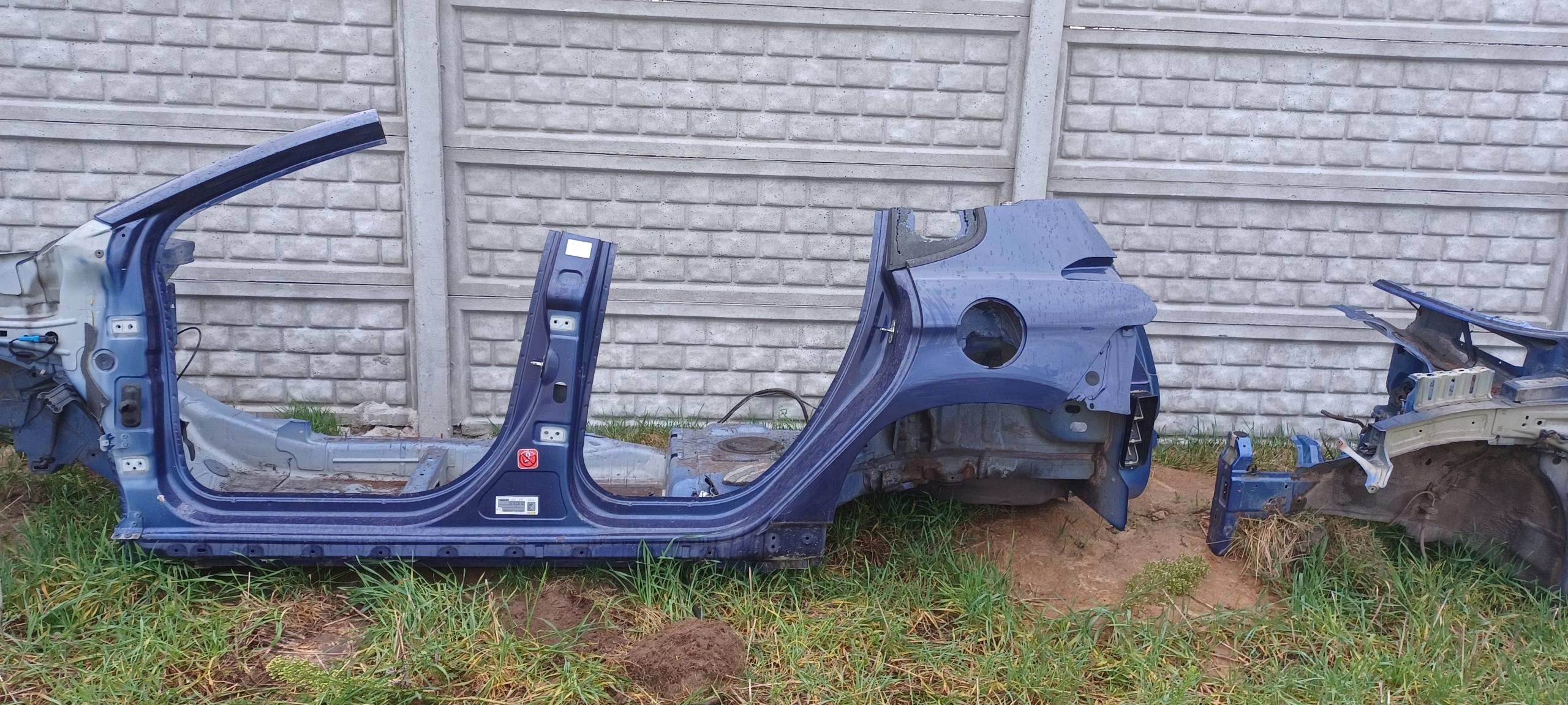 1 - PEUGEOT 2008 И КРЫЛО ЛЕВЫЙ ЗАДНИЙ ПОРОГ СТОЛБ ПОНИ