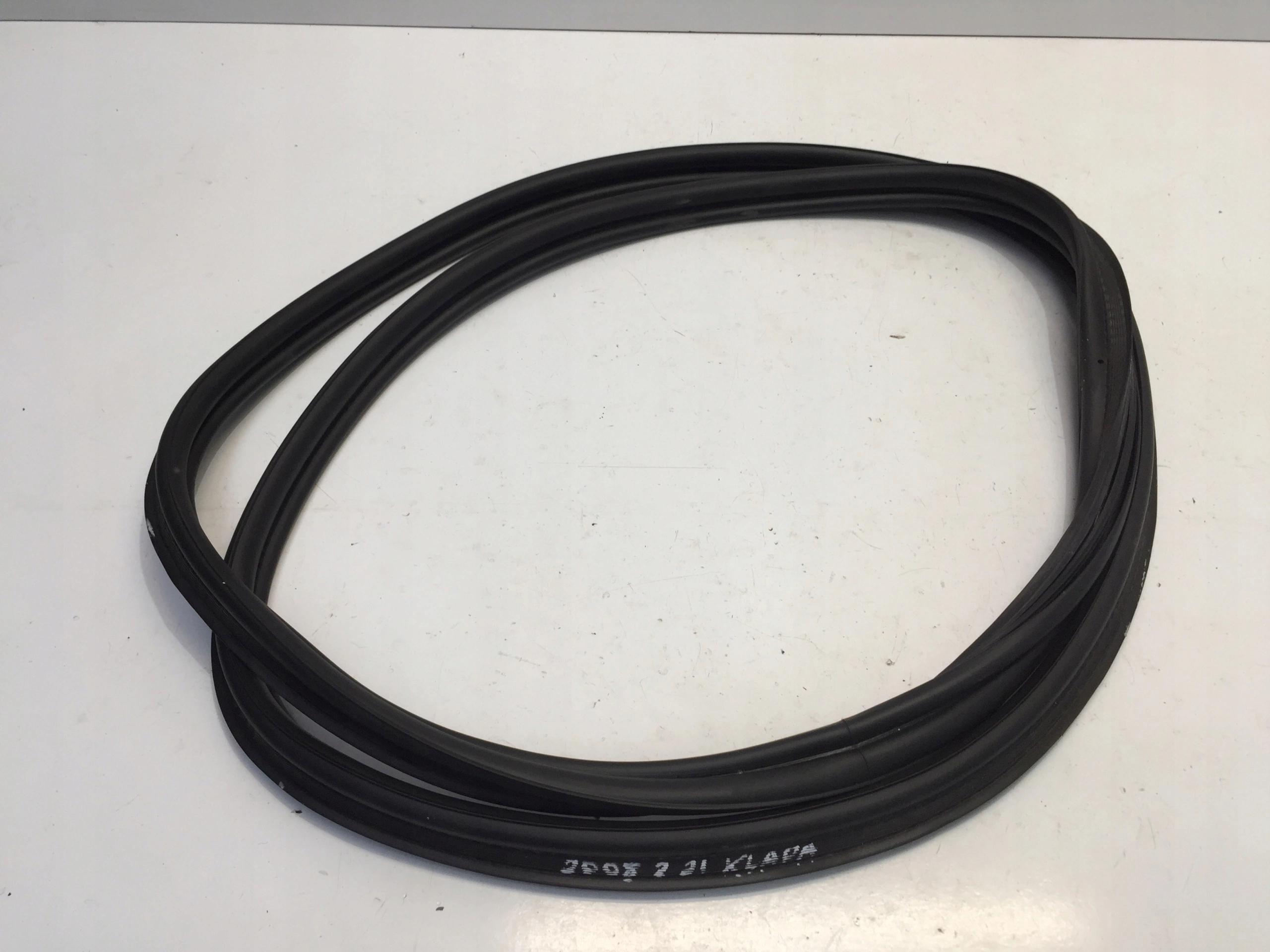 9825965980 - ПЕЖО 2008 II 2021 ЗАДНЯЯ КРЫШКА БАГАЖНИКА