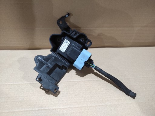 967787168001 - Peugeot 2008 старт стоп модуль