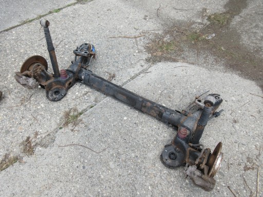 Peugeot 208 5d щиты балок задней оси