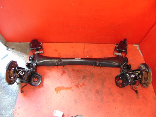 Peugeot 208 ii 2 ось задних дисков балки подвески