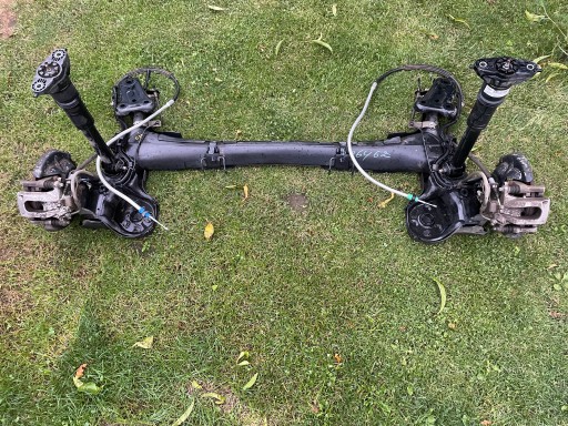 Peugeot 208 ii задня підвіска