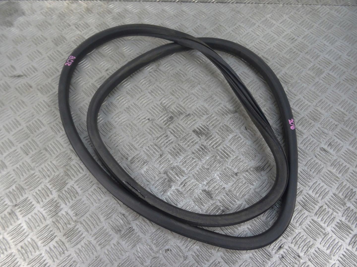 PEUGEOT 208 ПРОКЛАДКА ДВЕРЕЙ ЛІВА ПЕРЕДНЯ