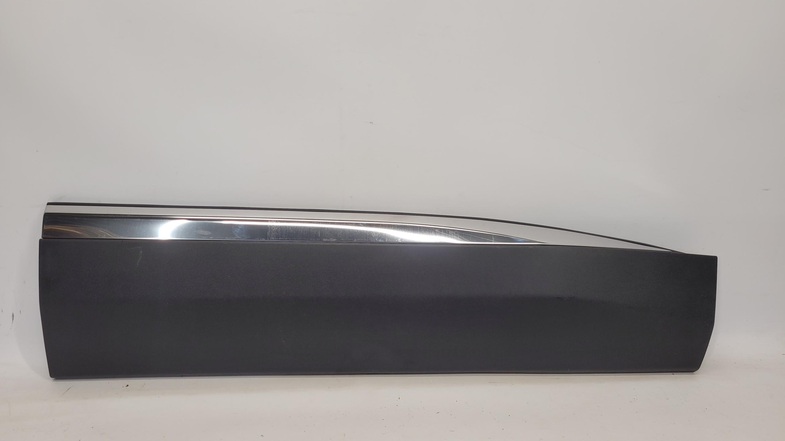 PEUGEOT 3008 5008 16r-молдинг правой передней двери