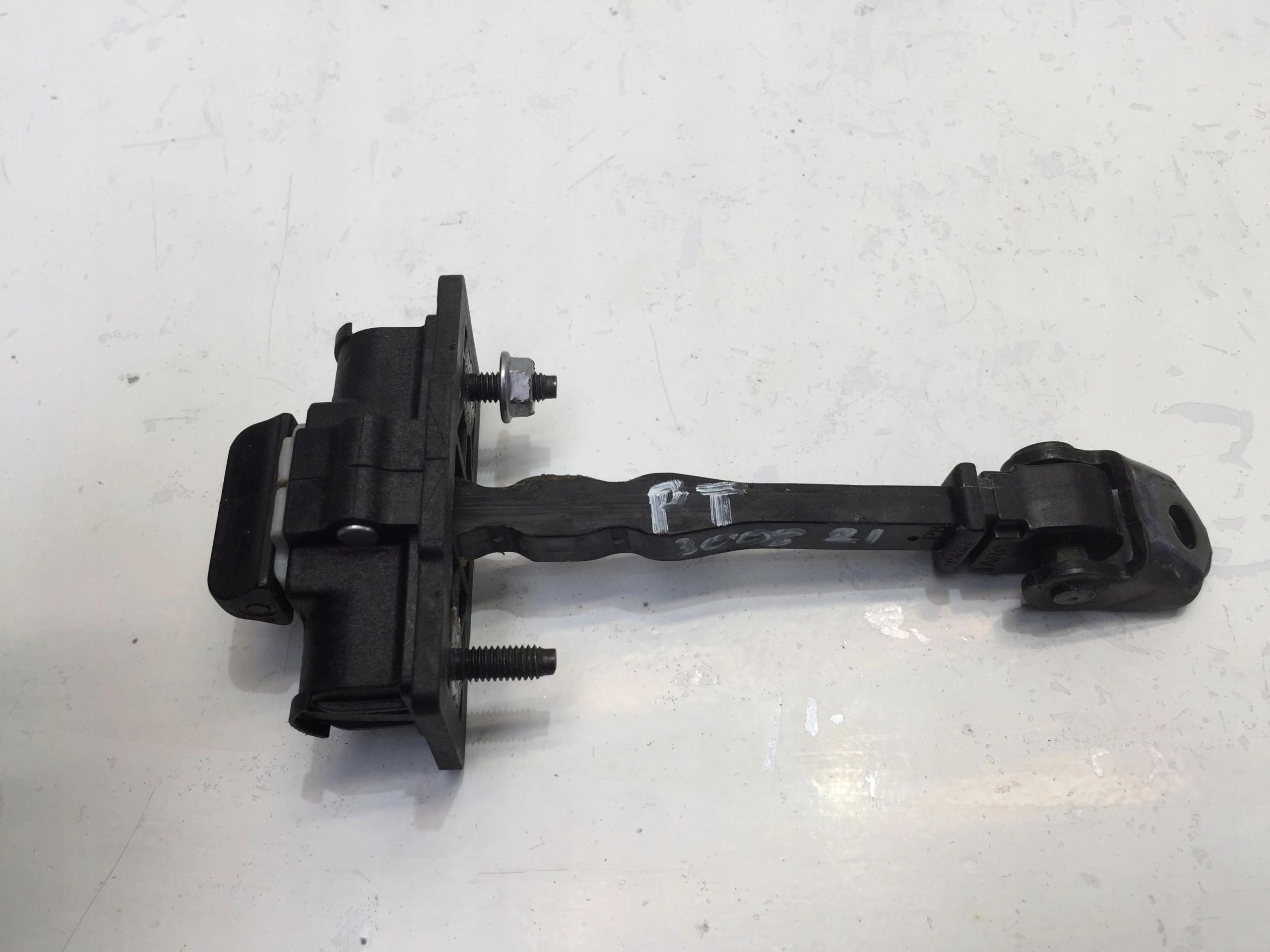 PEUGEOT 3008 II 2021 ОГРАНИЧИТЕЛЬ ДВЕРИ ПРАВЫЙ ЗАДНИЙ